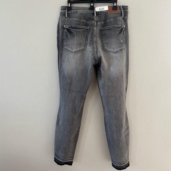 NWT Judy Blue | Grey High Waist Tummy Control Release Hem Skinny Jeans 13 - Picture 10 of 14